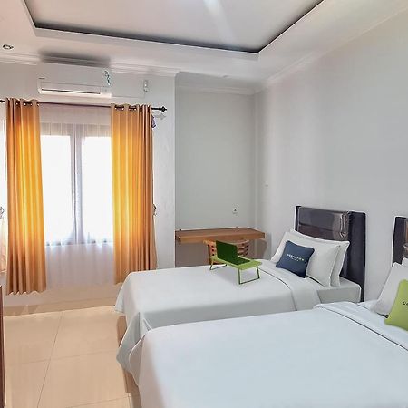 Urbanview Syariah Wisma Annisa Palangkaraya By Reddoorz 外观 照片